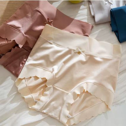 Dikişsiz Saten Pamuklu İç Çamaşırı