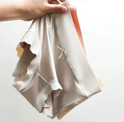 Dikişsiz Saten Pamuklu İç Çamaşırı